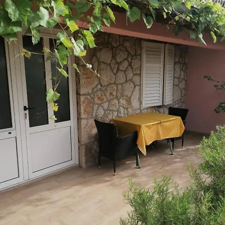 Apartments Piko2 Jelsa  Exterior photo