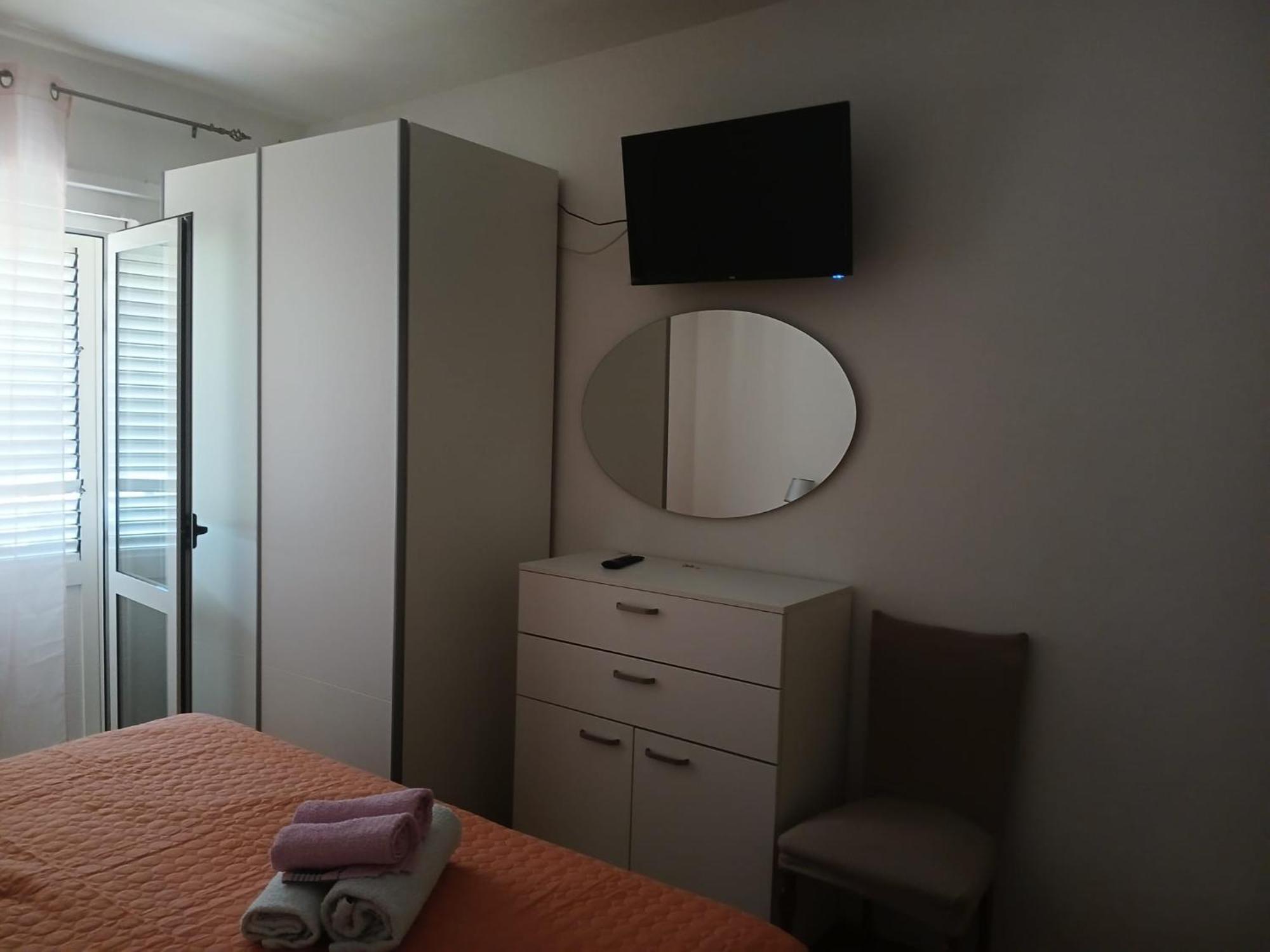 Apartment Piko2 Jelsa (Hvar)